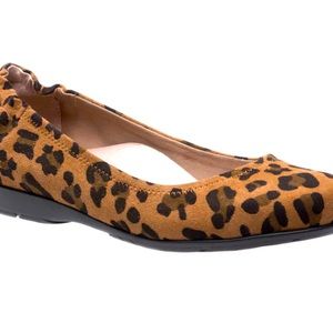 abeo Tammy Leopard Print Ballerina Flat (neutral fit) Size 8.5
